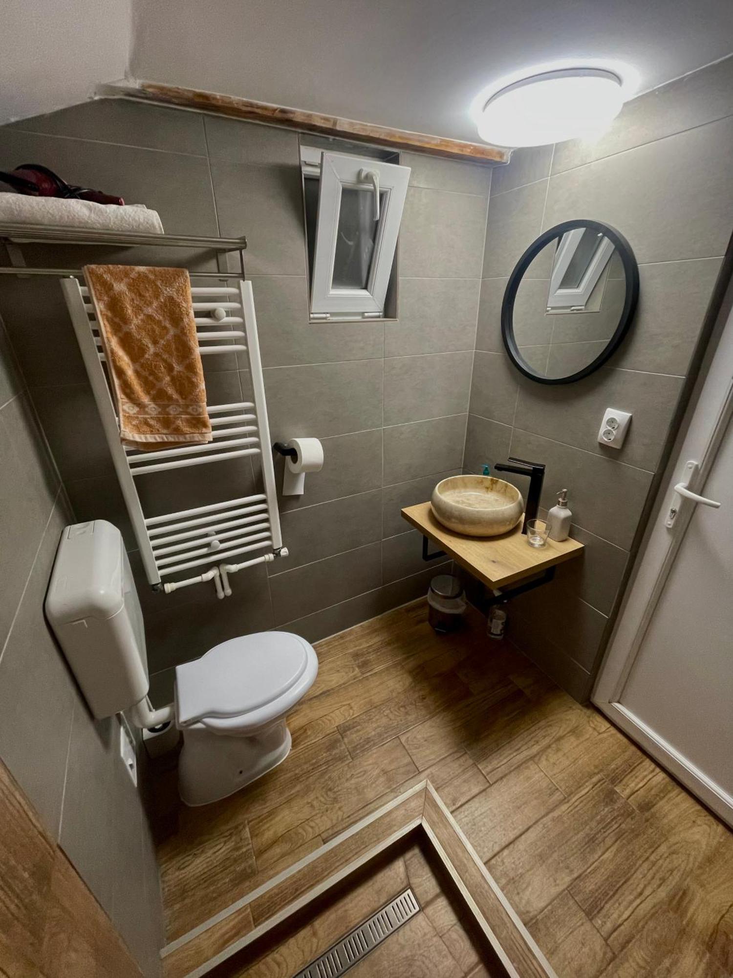Apartamento Yard Studio Rasnov Exterior foto